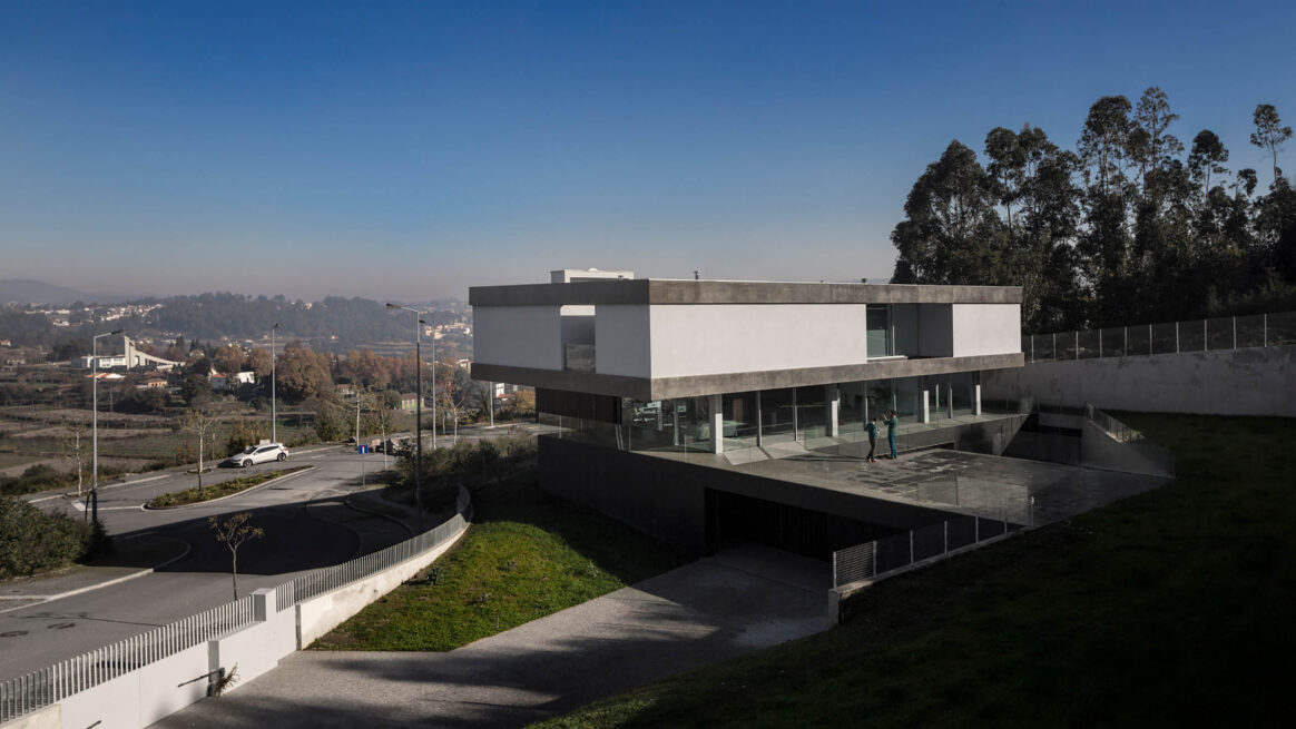 BE House, Paredes — 03