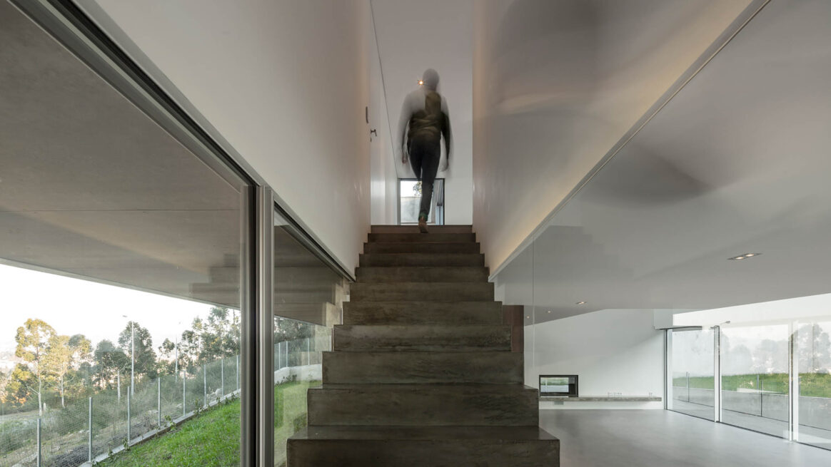 BE House, Paredes — 07