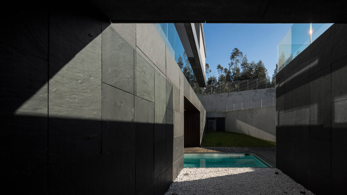 BE House, Paredes — 13