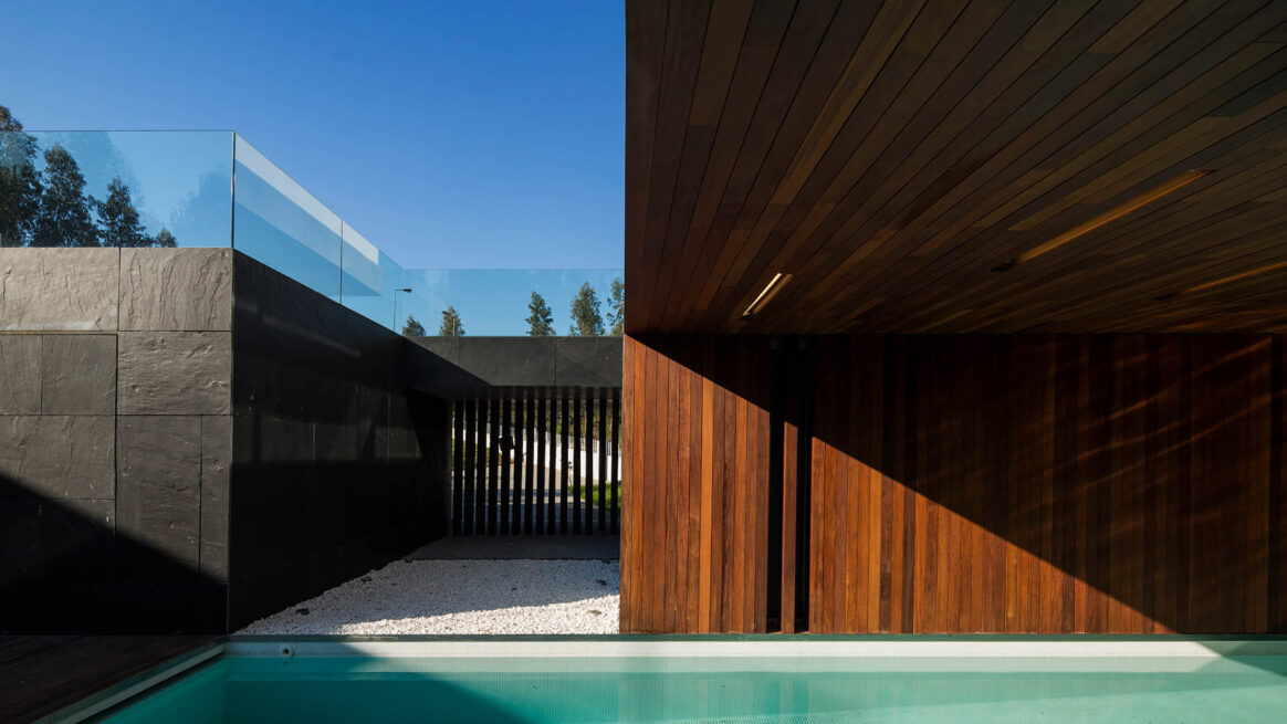 BE House, Paredes — 14
