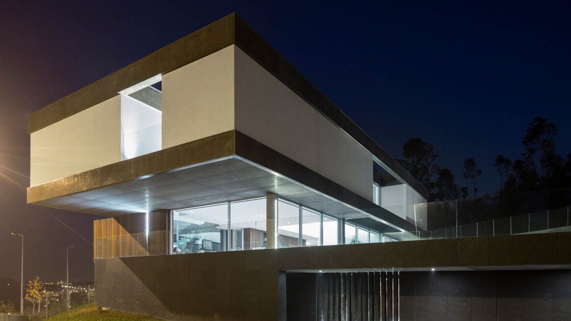 BE House, Paredes — 17