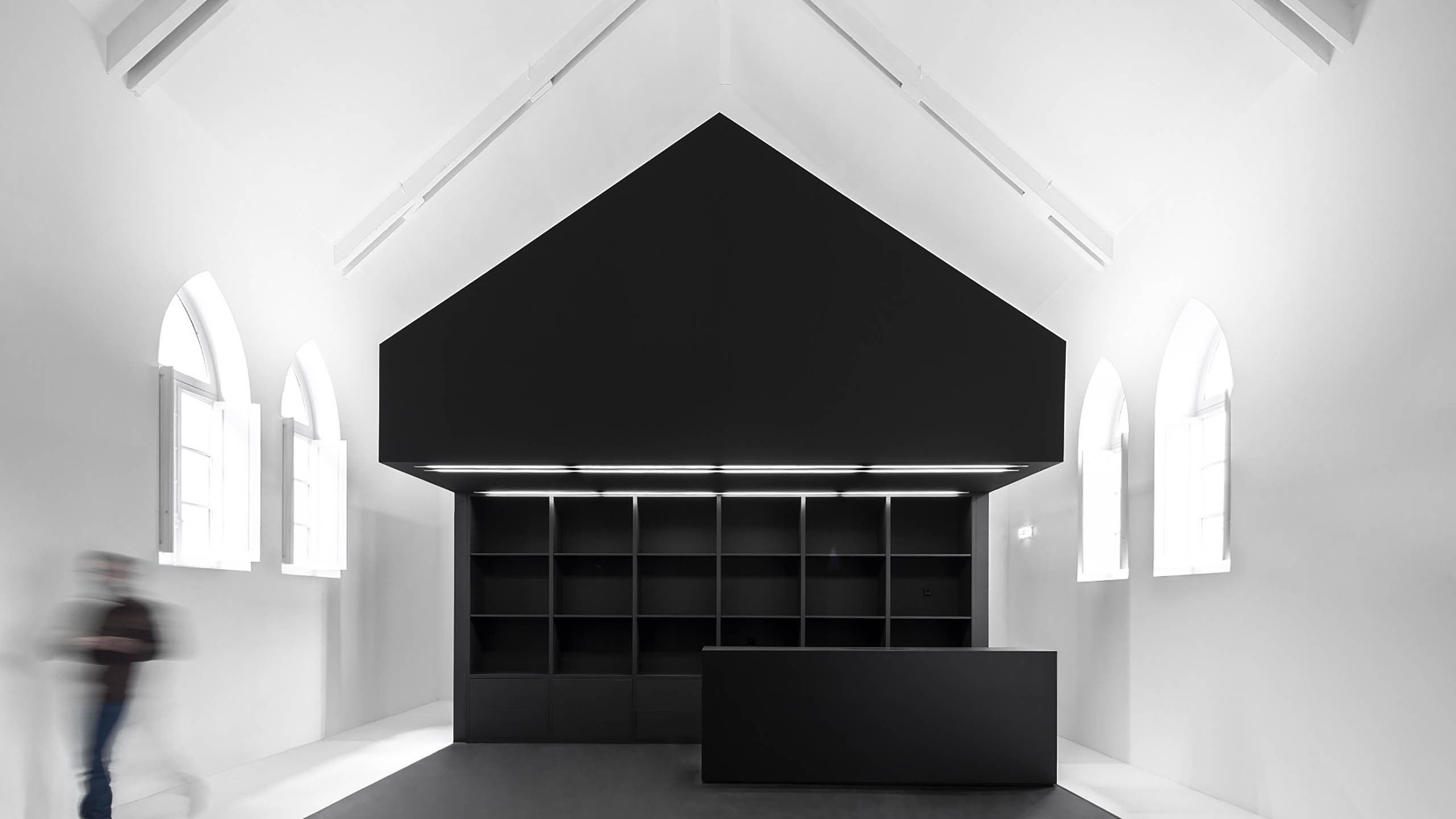 Information Centre of the Romanesque Route, Paredes — 01