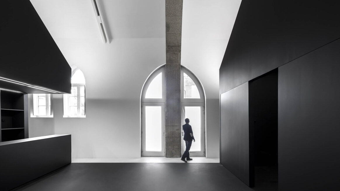 Information Centre of the Romanesque Route, Paredes — 09